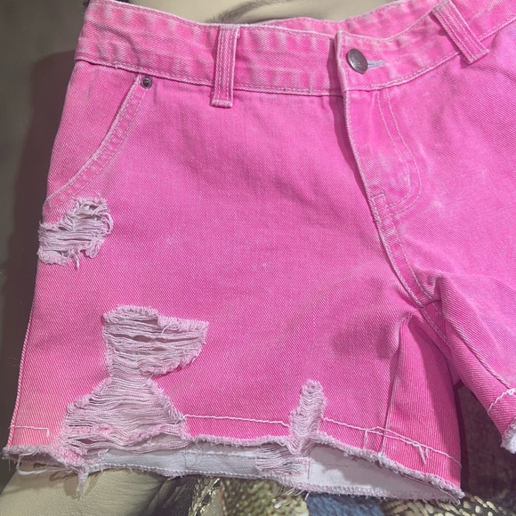 ⚫️Pink Hot Denim Shorts. Size - 30 - Picture 5 of 10